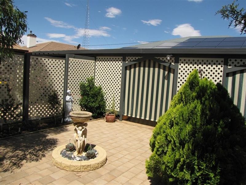 4 Nalara Avenue, Loxton SA 5333