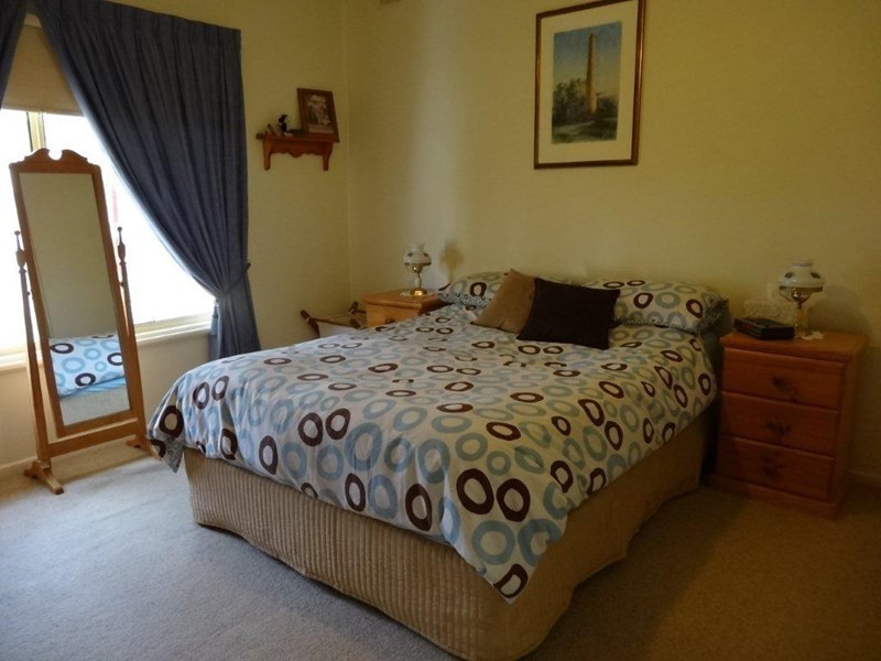 23 Geraldton Street, Loxton SA 5333