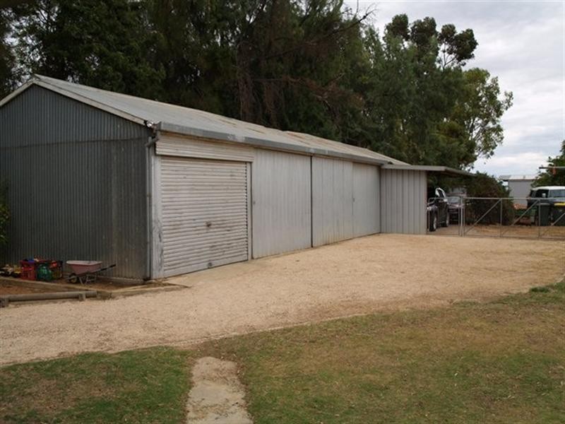 262 Perry Road, Waikerie SA 5330