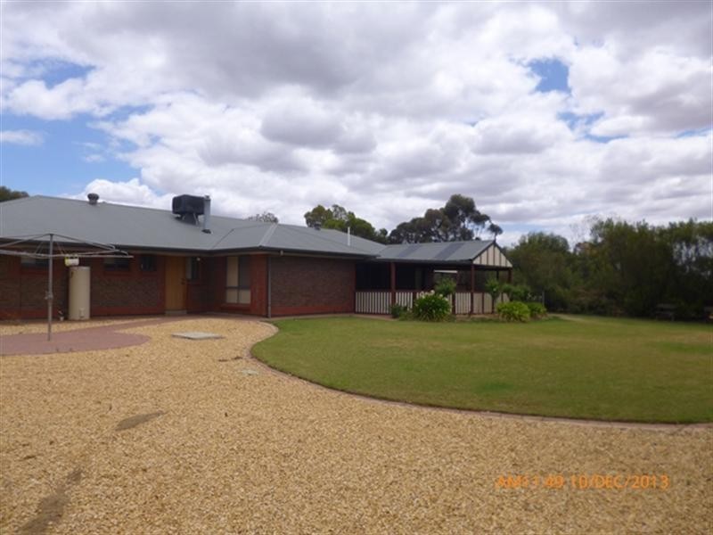 109 Pope Road, Waikerie SA 5330