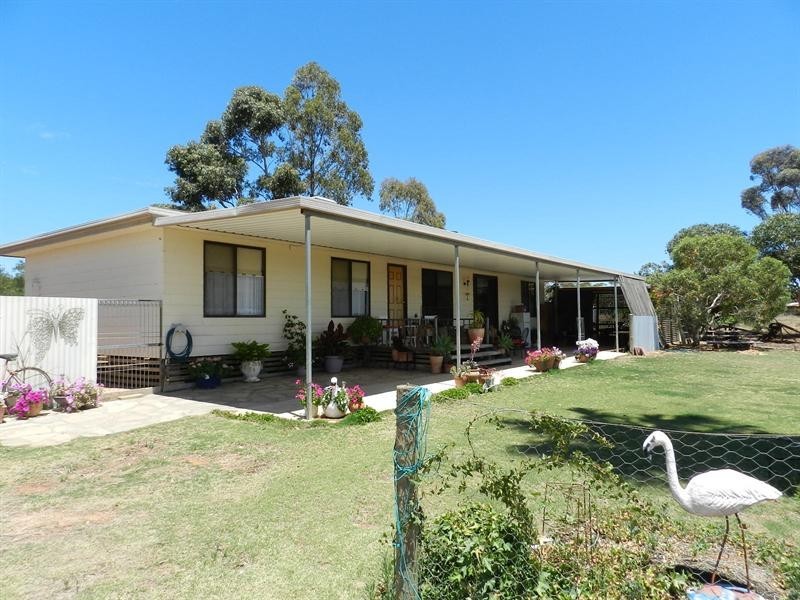 90 Gran Road, Winkie SA 5343