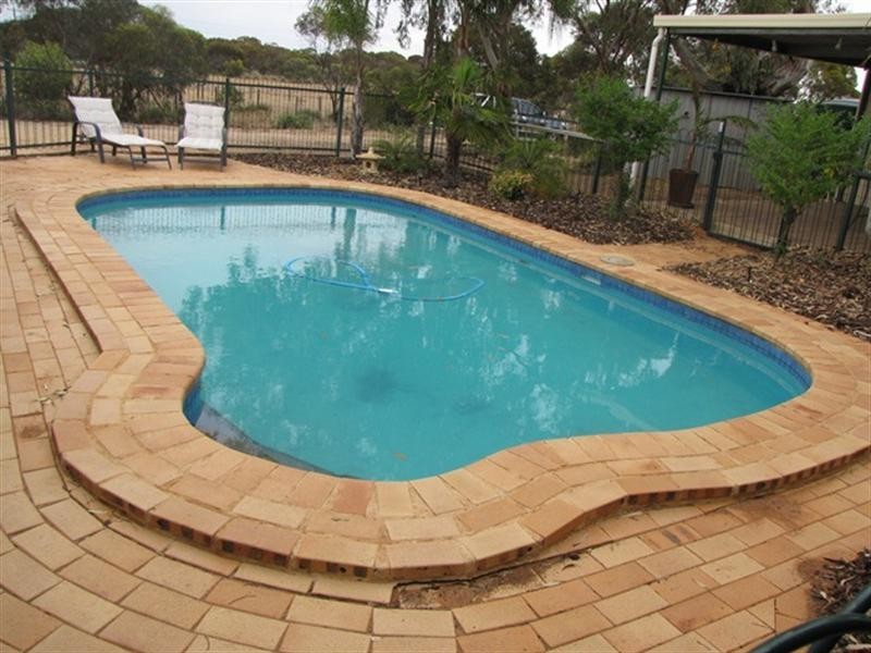 90 Hunt Road, Barmera SA 5345