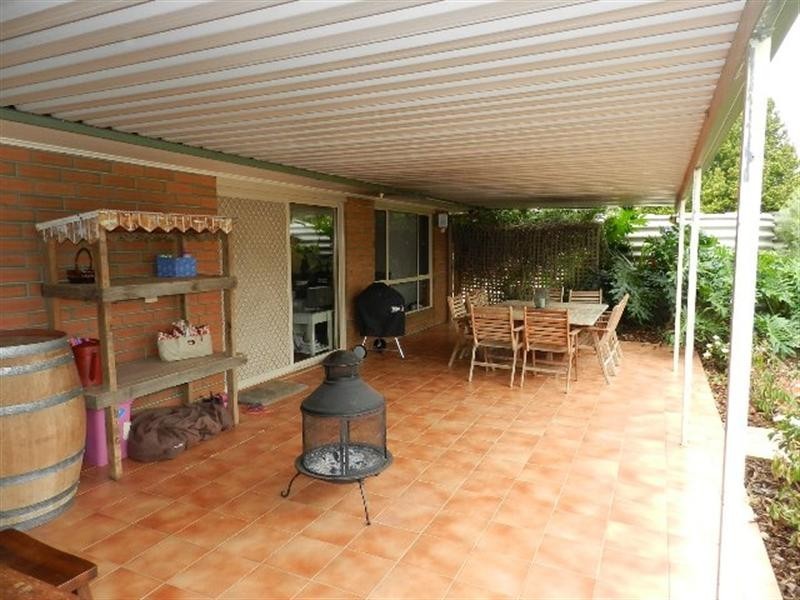 9 Kondoprias Court, Berri SA 5343