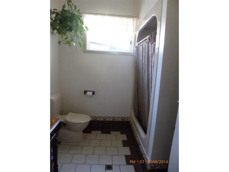 18 Peake Terrace, Waikerie SA 5330