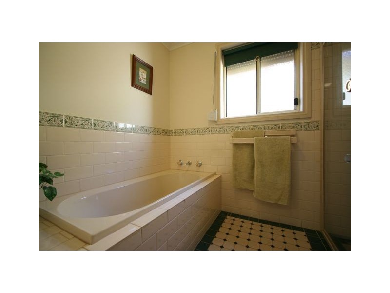 36 Fifth Street, Loxton SA 5333