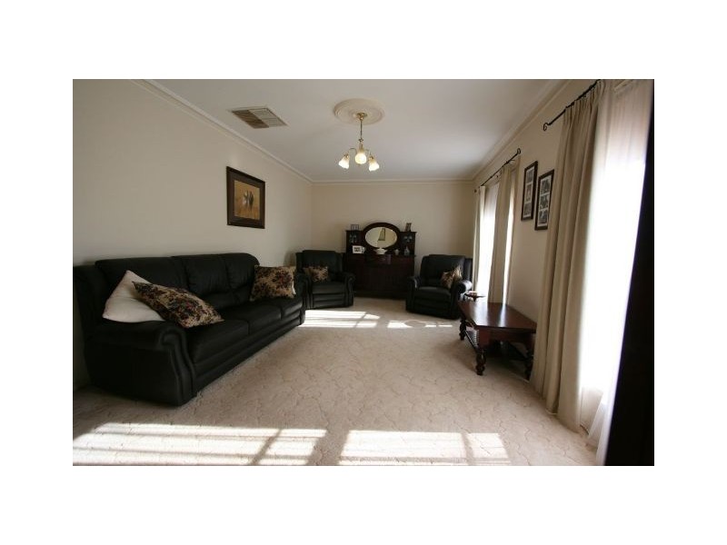 36 Fifth Street, Loxton SA 5333