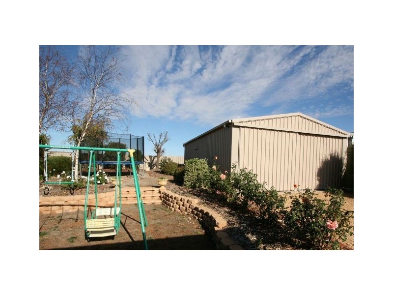 36 Fifth Street, Loxton SA 5333
