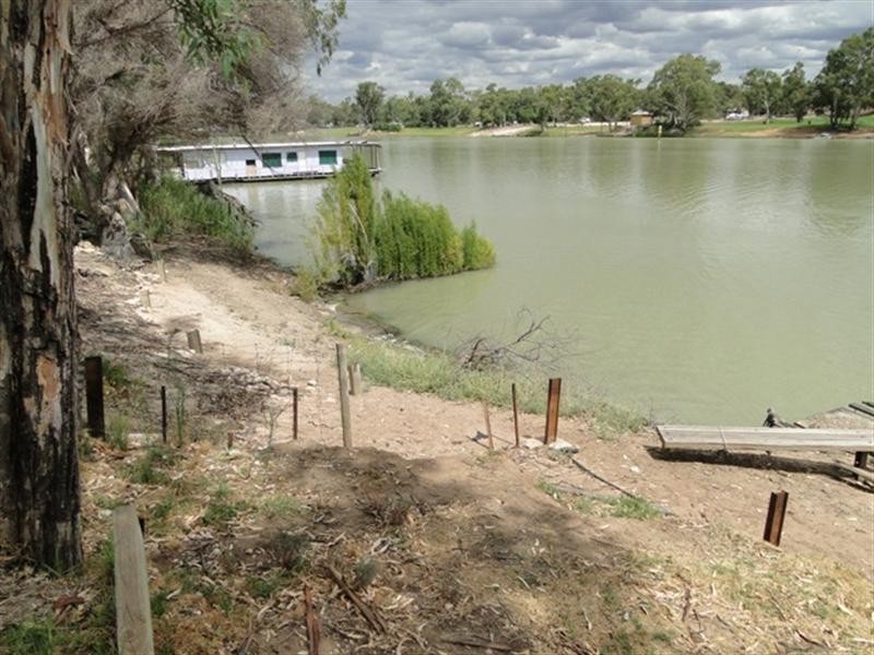 Lot 37 North West Bend, Morgan SA 5320