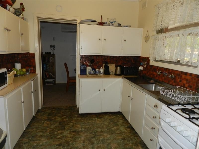 70 Drabsch Street, Loxton SA 5333