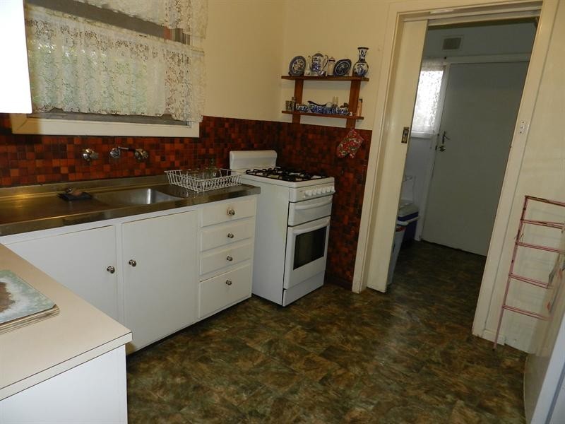 70 Drabsch Street, Loxton SA 5333