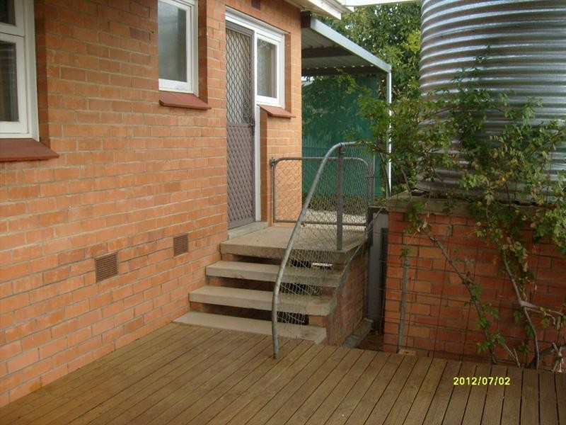 70 Drabsch Street, Loxton SA 5333