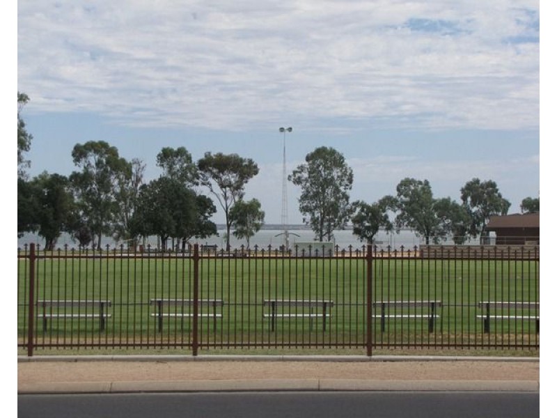 44 Barwell Avenue, Barmera SA 5345