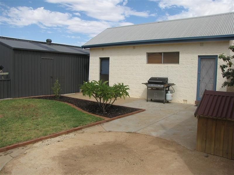 21 Fourth Street, Loxton SA 5333