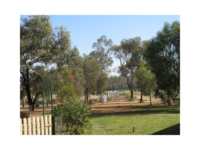 Unit 19A Cobdogla Station Caravan Park, Cobdogla SA 5346
