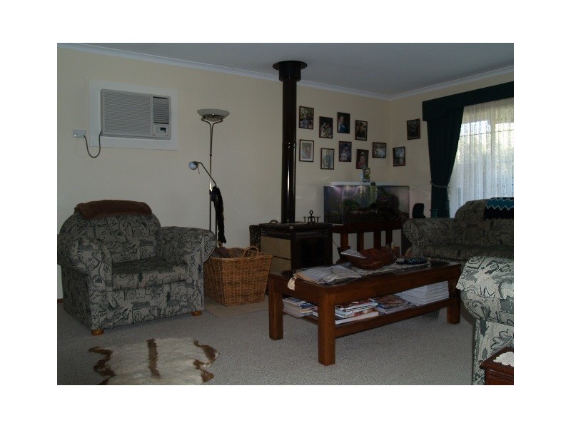 3 Sixth Street, Morgan SA 5320