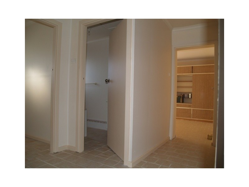 16 Halsey Street, Blanchetown SA 5357