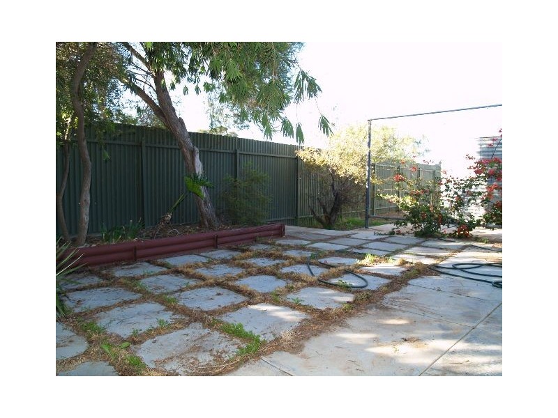 16 Halsey Street, Blanchetown SA 5357
