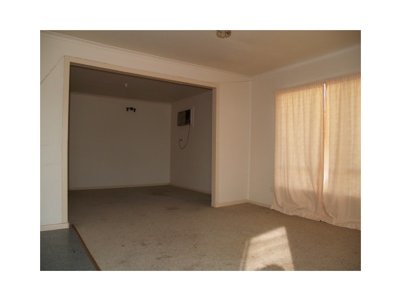 16 Halsey Street, Blanchetown SA 5357