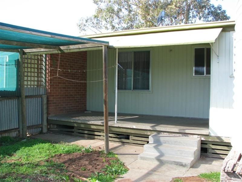 31 McCutcheon Street, Waikerie SA 5330