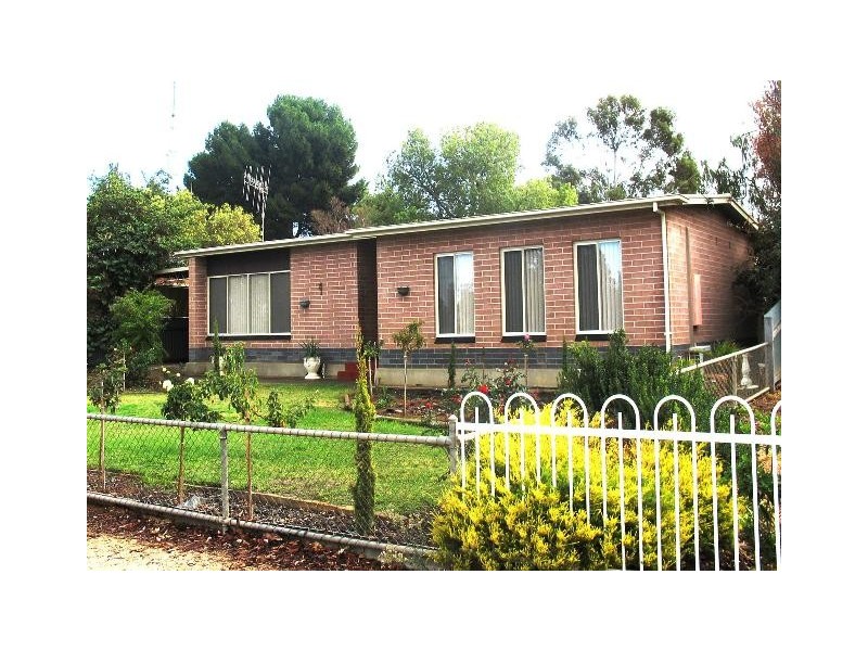 38 Dickerson Street, Barmera SA 5345
