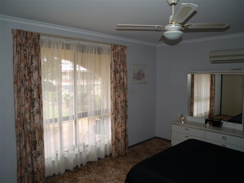 8 Marschall Street, Waikerie SA 5330