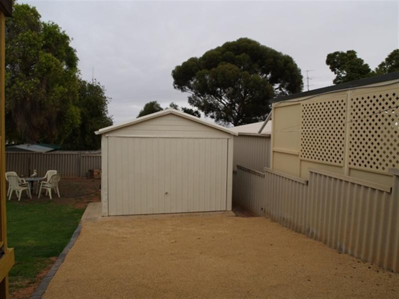 8 Marschall Street, Waikerie SA 5330