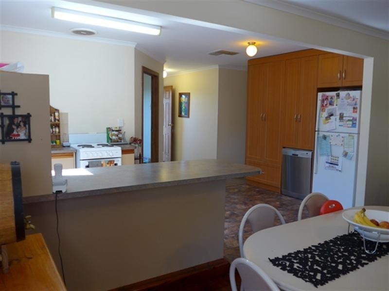 6 Timor Street, Loxton SA 5333