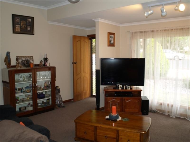 4 Matthews Street, Waikerie SA 5330