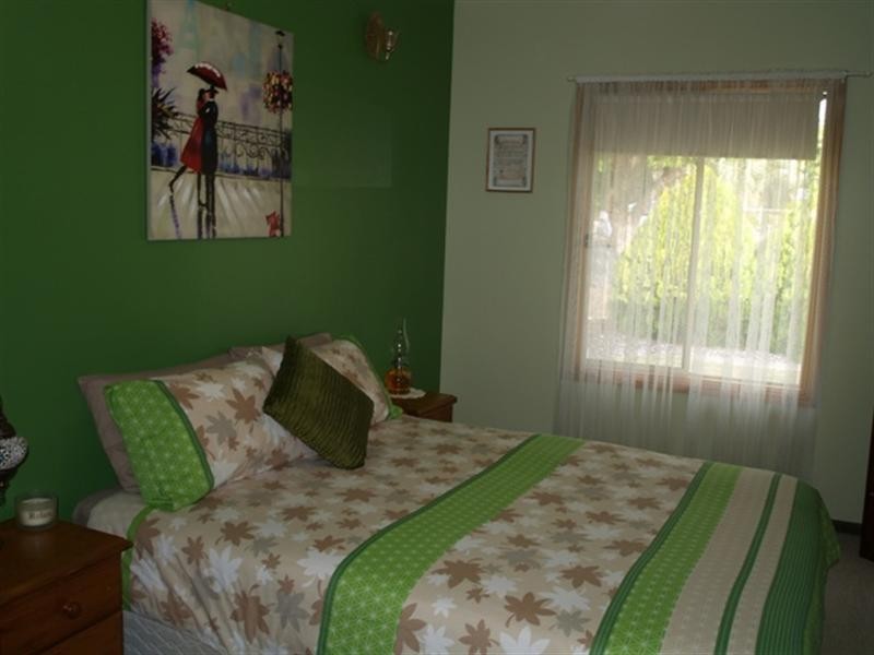 4 Matthews Street, Waikerie SA 5330