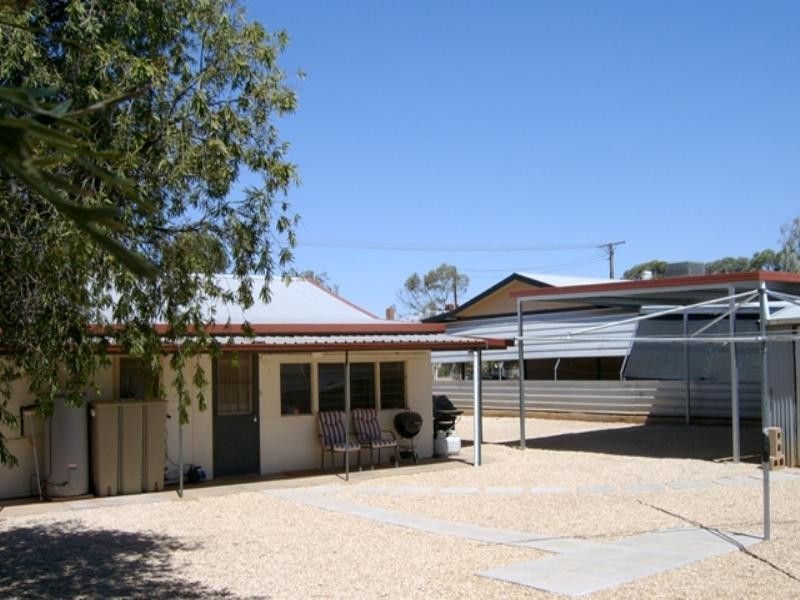 16 Hameister Avenue, Loxton SA 5333