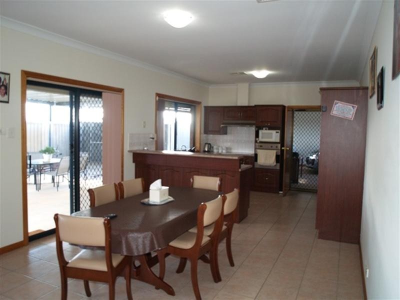 6 Wilton Court, Waikerie SA 5330