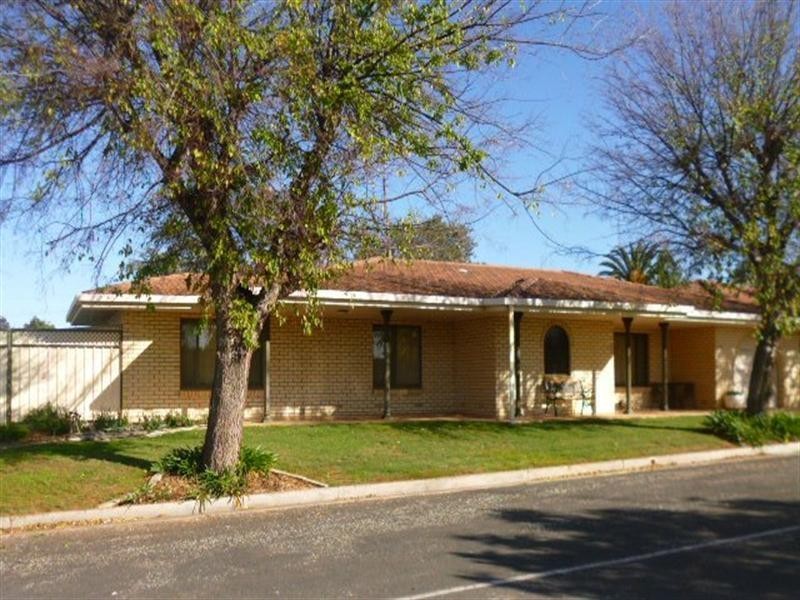 14 Laffer Street, Loxton SA 5333