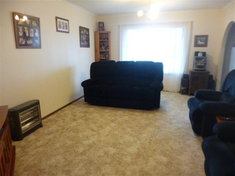 14 Laffer Street, Loxton SA 5333