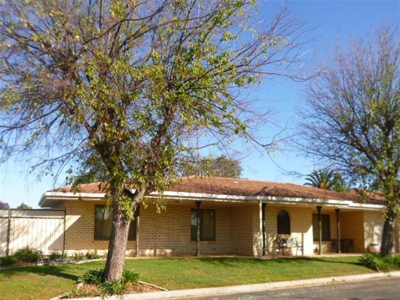 14 Laffer Street, Loxton SA 5333