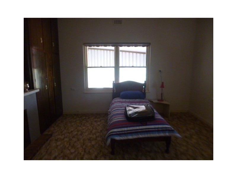 12 Pflaum Terrace, Loxton SA 5333