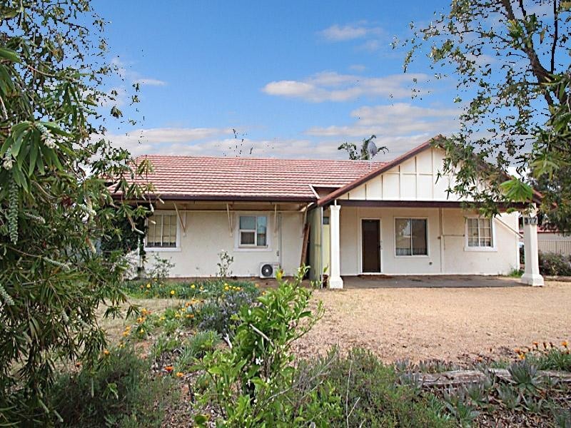 36 Anderson Street, Barmera SA 5345