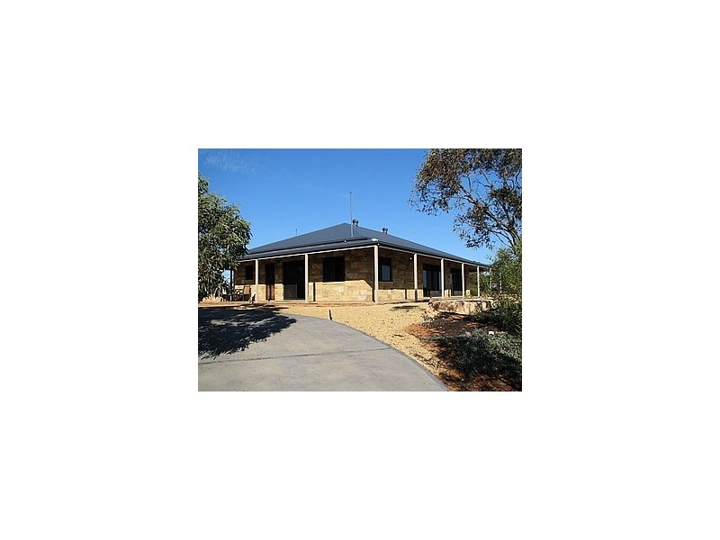 32 Davis Road, Winkie SA 5343