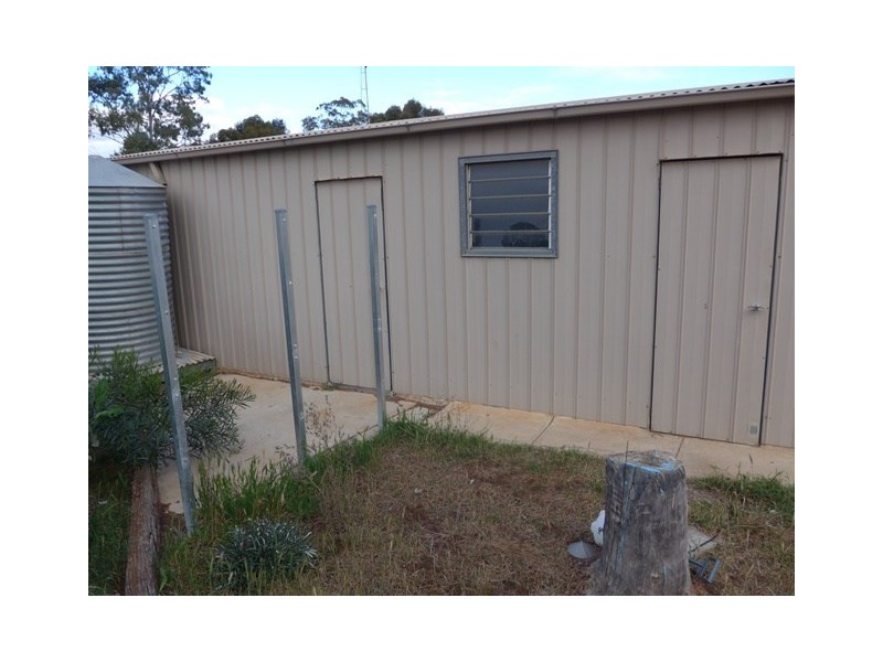 3 Bahnisch Avenue, Berri SA 5343