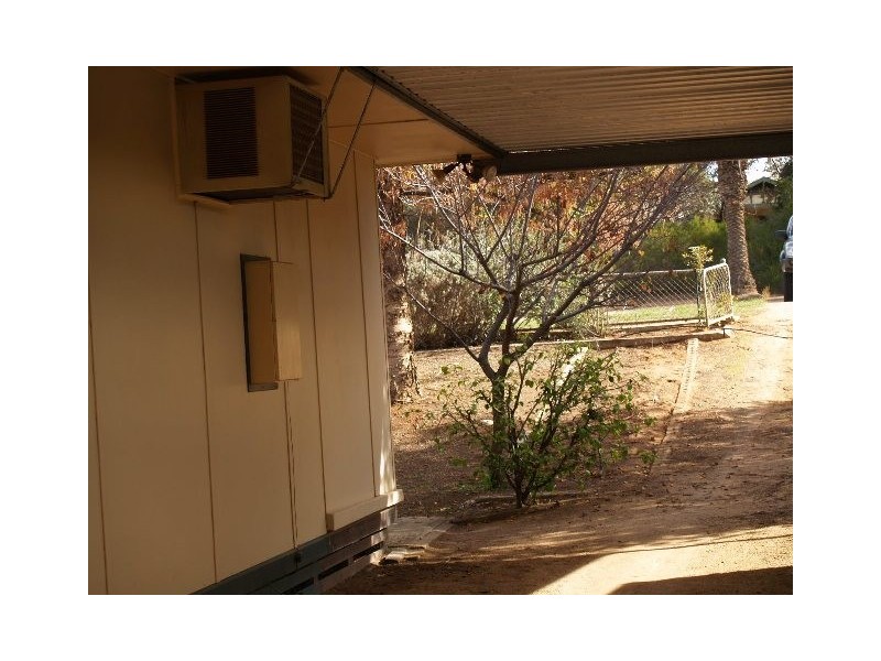 5 Strangman Road, Waikerie SA 5330