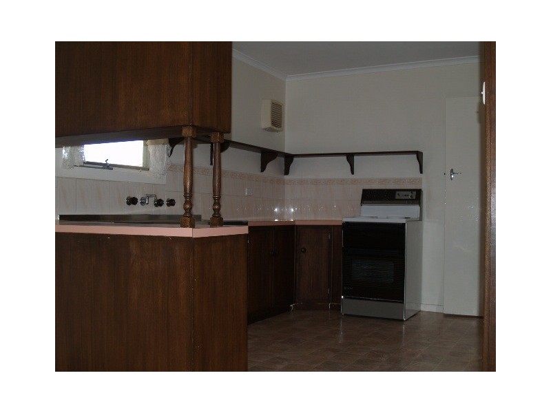 5 Strangman Road, Waikerie SA 5330