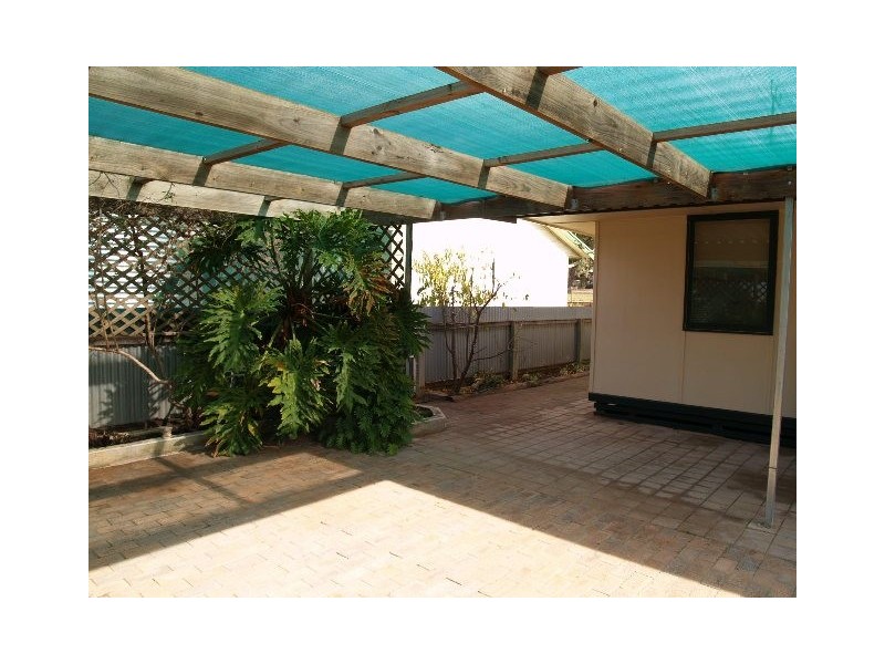 5 Strangman Road, Waikerie SA 5330