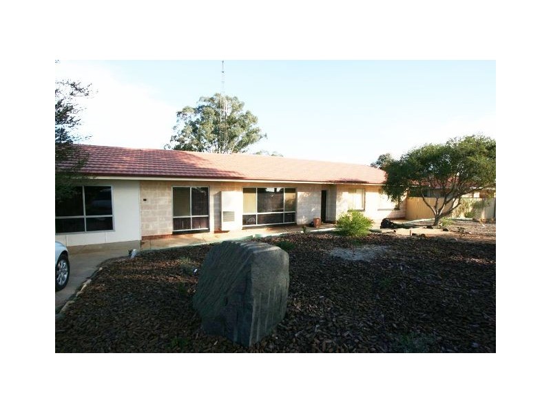 17-19 Alamein Avenue, Loxton North SA 5333