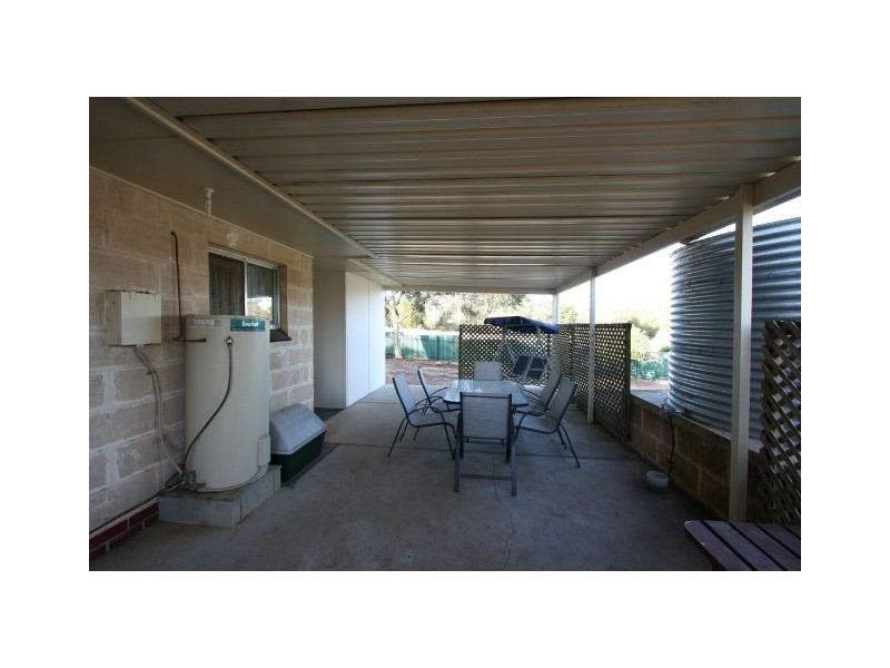 17-19 Alamein Avenue, Loxton North SA 5333