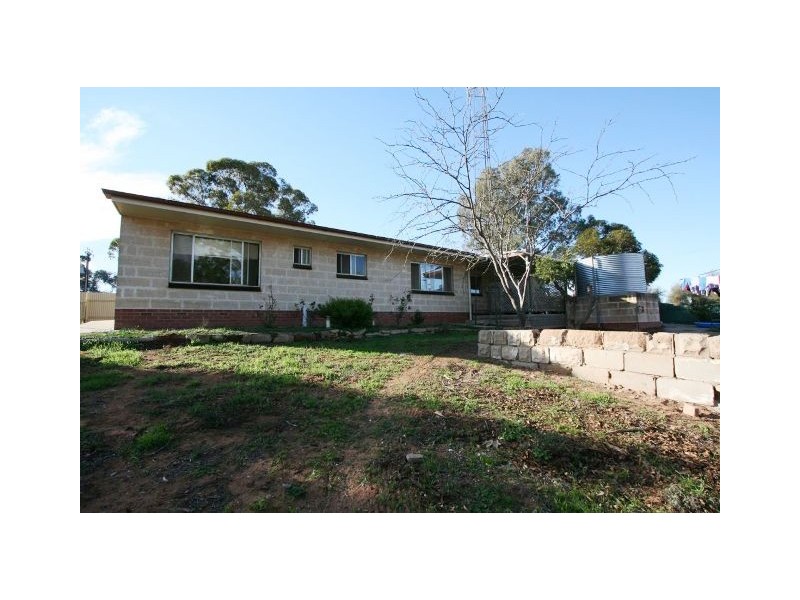 17-19 Alamein Avenue, Loxton North SA 5333