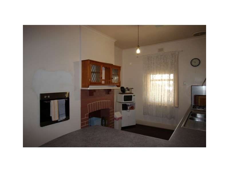 35 Hawkes Hill Road, Waikerie SA 5330