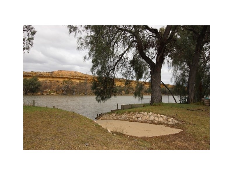 Lot 49 Pelican Point, Morgan SA 5320