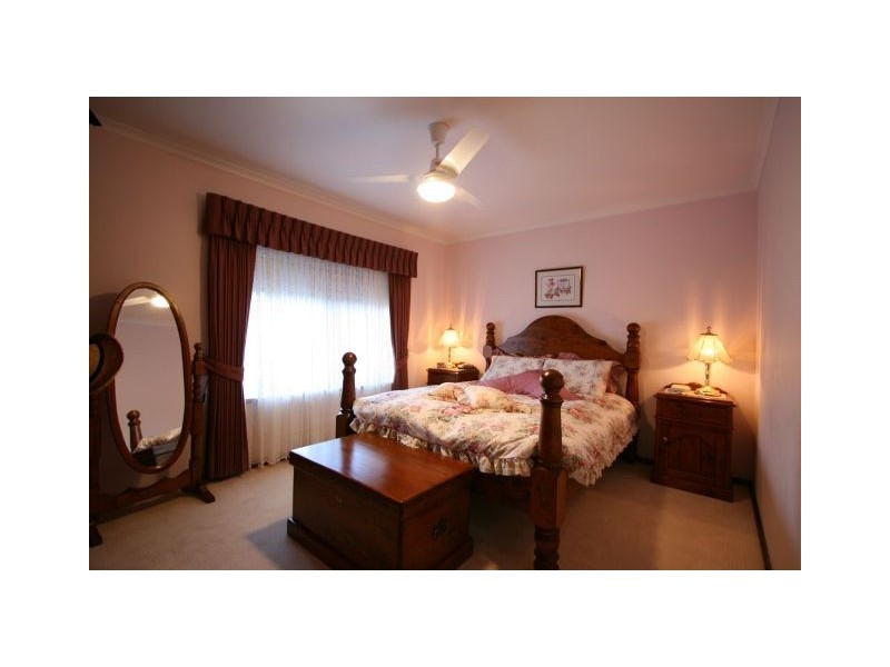 59 Second Street, Loxton SA 5333