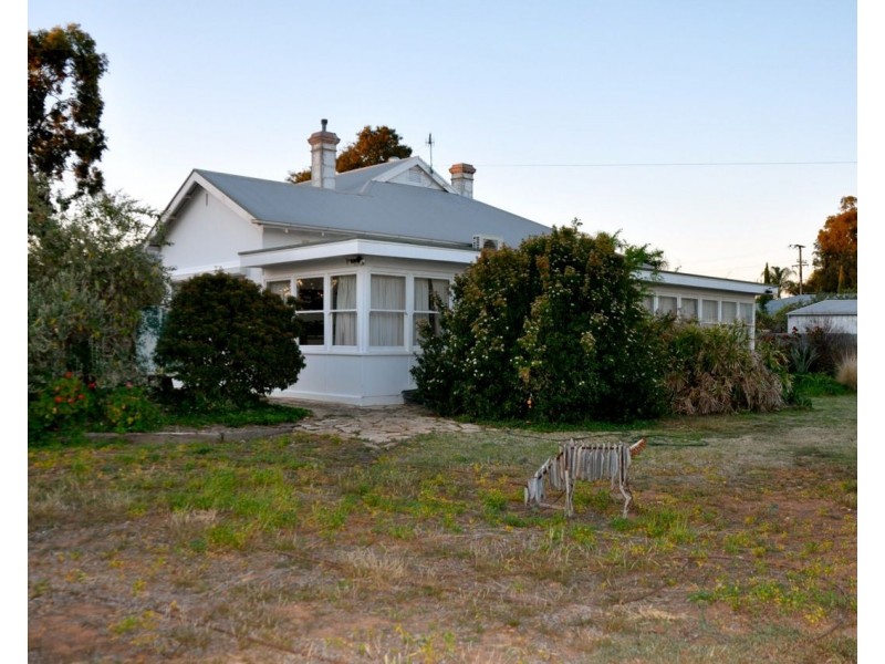 2 Myall Street, Renmark SA 5341