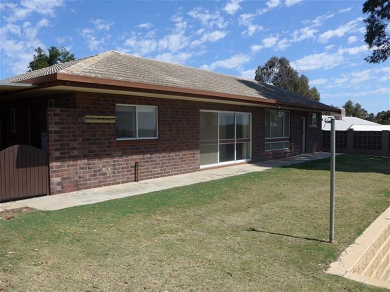 14 Hilltop Drive, Loxton SA 5333