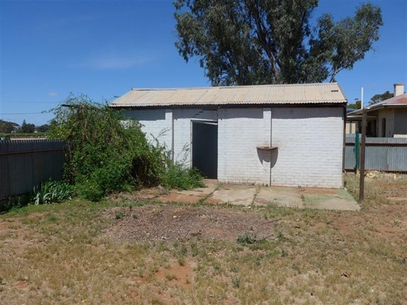 35 Fowles Street, Barmera SA 5345
